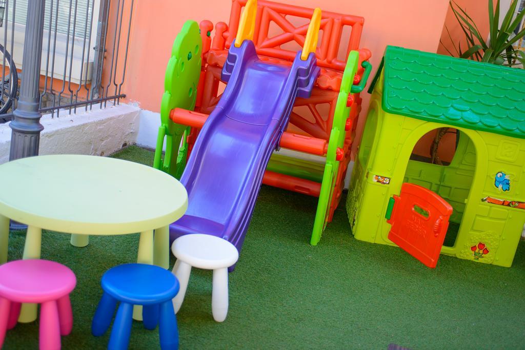 Hotel Falco Riccione Kültér fotó